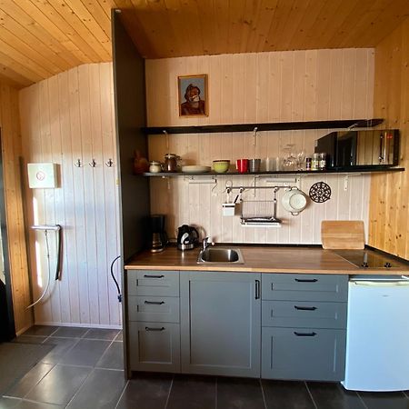 Ocean Break Cabins Sandgerði Екстериор снимка