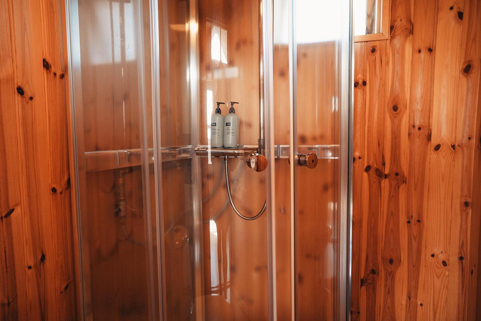 Ocean Break Cabins Sandgerði Екстериор снимка