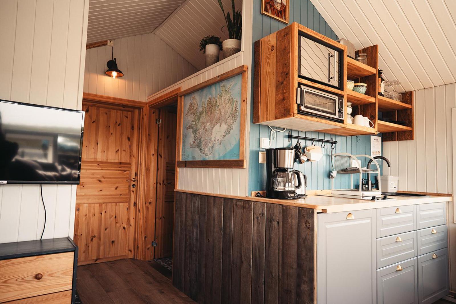 Ocean Break Cabins Sandgerði Екстериор снимка