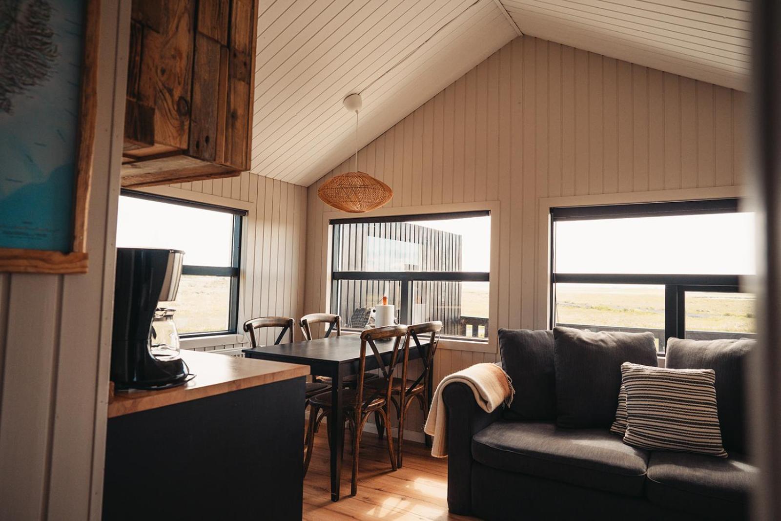 Ocean Break Cabins Sandgerði Екстериор снимка