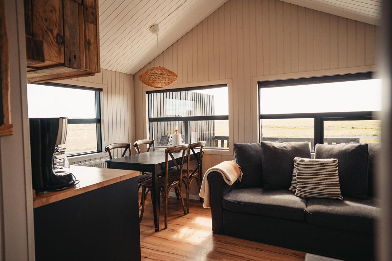 Ocean Break Cabins Sandgerði Екстериор снимка