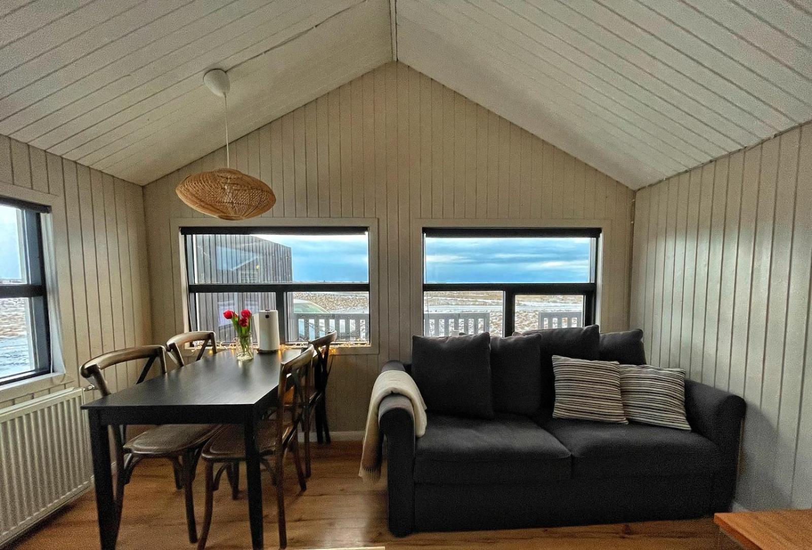 Ocean Break Cabins Sandgerði Екстериор снимка